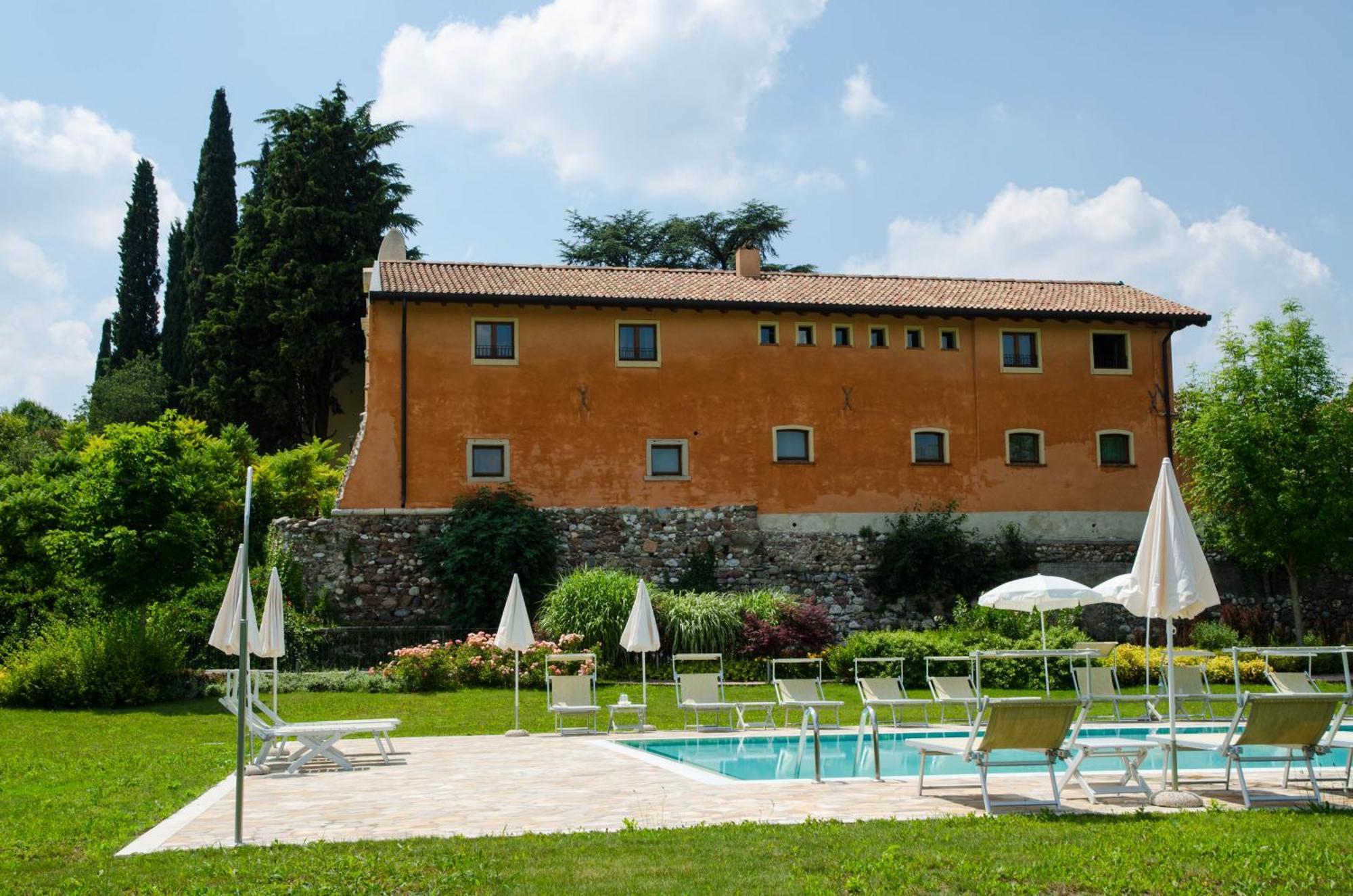 Relais Corte Cavalli Ponti sul Mincio Esterno foto