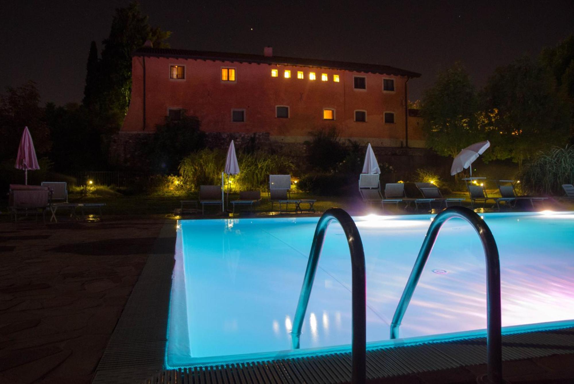 Relais Corte Cavalli Ponti sul Mincio Esterno foto