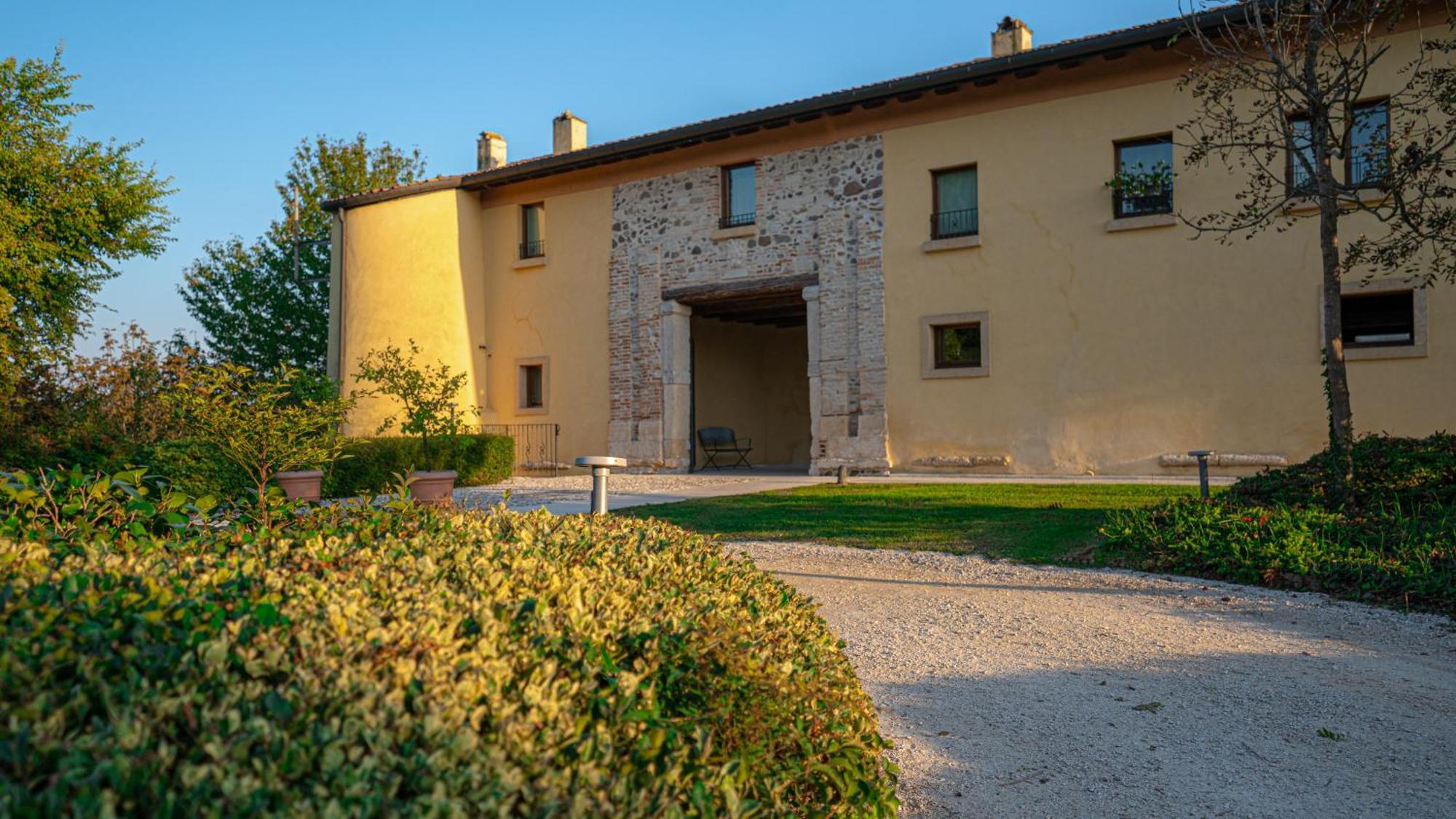 Relais Corte Cavalli Ponti sul Mincio Esterno foto