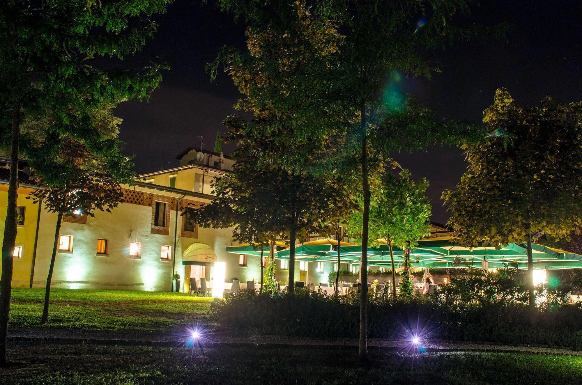 Relais Corte Cavalli Ponti sul Mincio Esterno foto